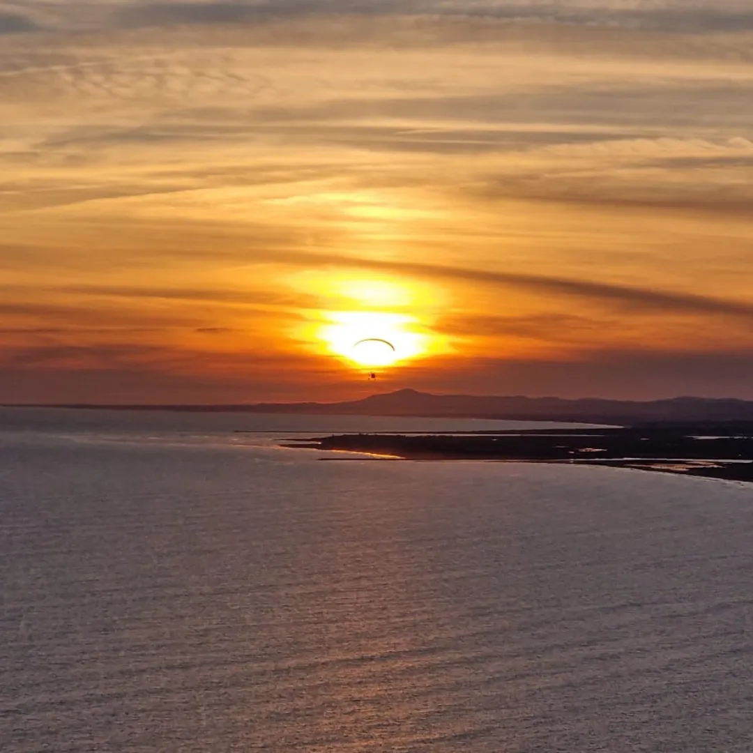 Vuelo en paratrike sobre la Costa de la Luz con Parafly Andalucía